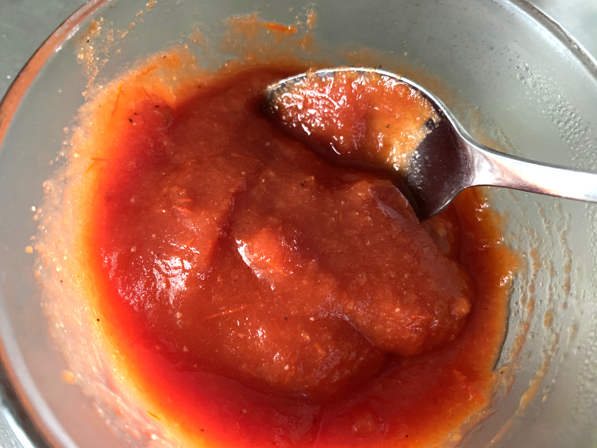 sugar free ketchup in bowl with spoon
